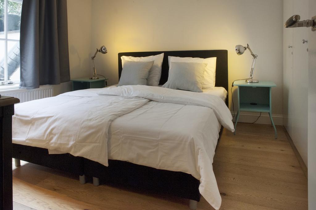 Canal Studio Apartment Amsterdam Room photo